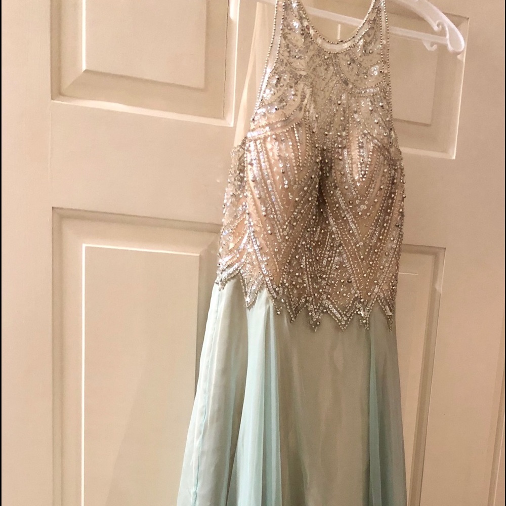 Prom dress